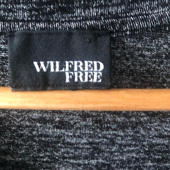 WILFRED FREE oversized v-neck long sleeve top - Picture 3 of 5